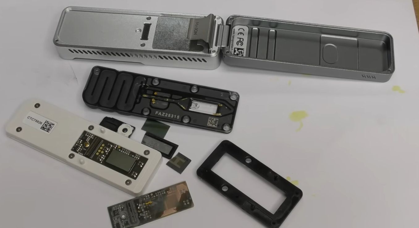 A teardown shows how the Oxford Nanopore MinION miniaturizes sequencing