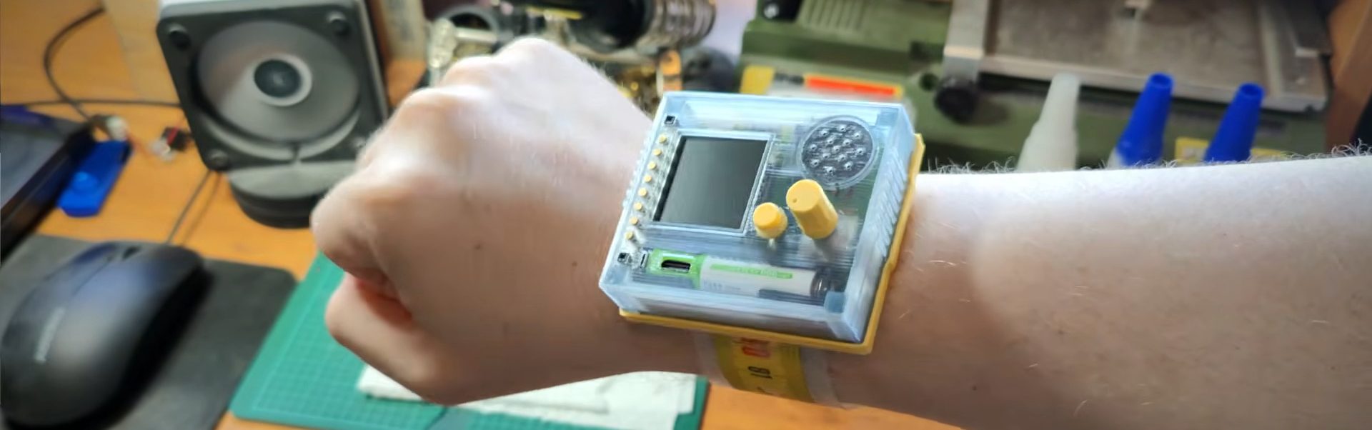 ESP32 music sequencer is nailing the Y2K aesthetic
